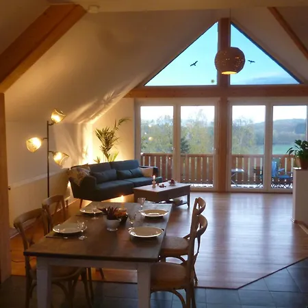 Appartement Beletage Eifel Anschau